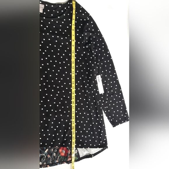 Chico's Women's Blouse (Chico's size 4) - Picture 4 of 9